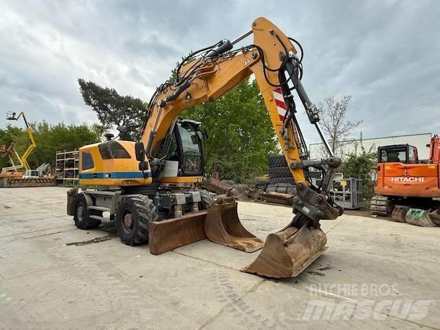 Liebherr A 914 轮式挖掘机
