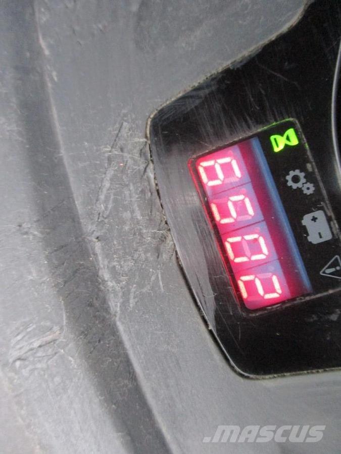 BT LPE200 电动搬运车