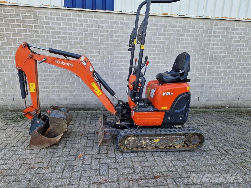 Kubota U10-3 小型挖掘机