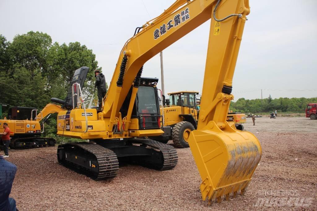 Komatsu PC 200-8 履带挖掘机