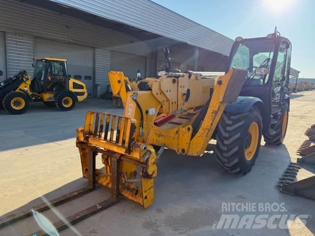 JCB 540-180 伸缩臂叉装车|叉装车