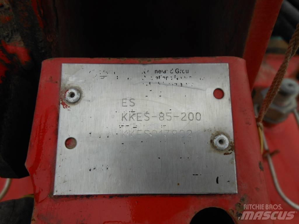 Kverneland ES85 双向犁