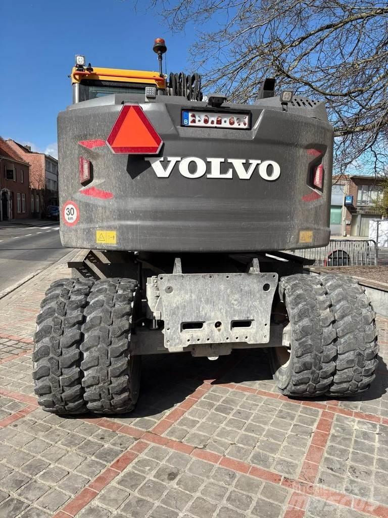 Volvo EWR150E 轮式挖掘机