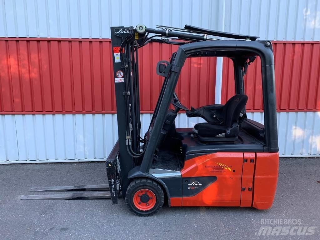 Linde E16C-02 电动叉车