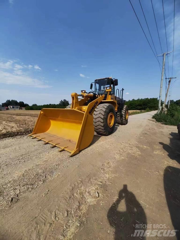 Komatsu WA 470-3 轮式装载机
