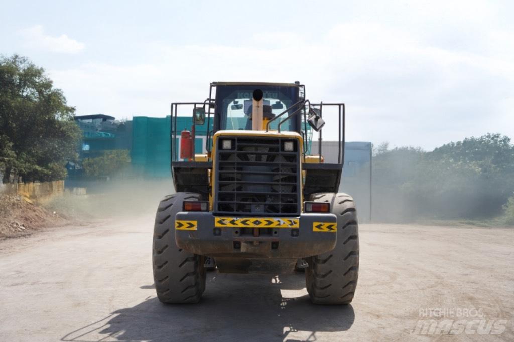 Komatsu WA 380-6 轮式装载机