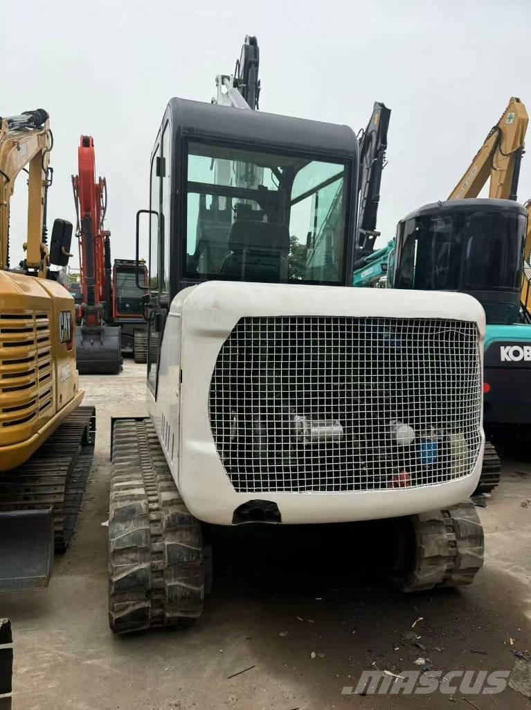 Bobcat 337 小型挖掘机