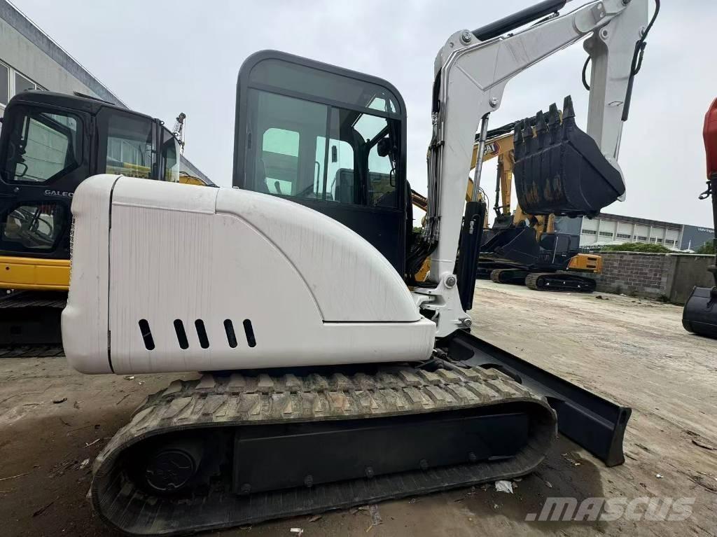 Bobcat 337 小型挖掘机