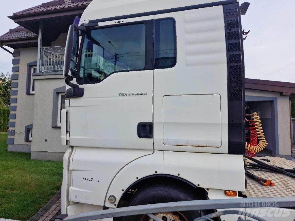 MAN TGX 440 集装箱叉车