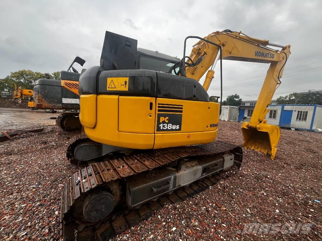 Komatsu PC 138 US 中型挖掘机