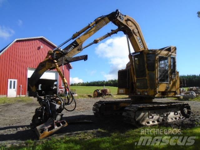John Deere 653G 收割机