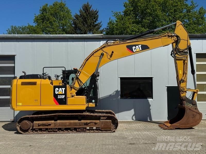 CAT 320 FL 履带挖掘机