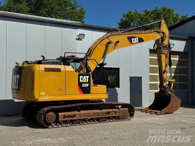 CAT 320 FL 履带挖掘机