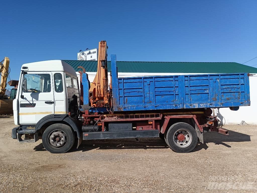 Renault M 210 可拆卸式卡车