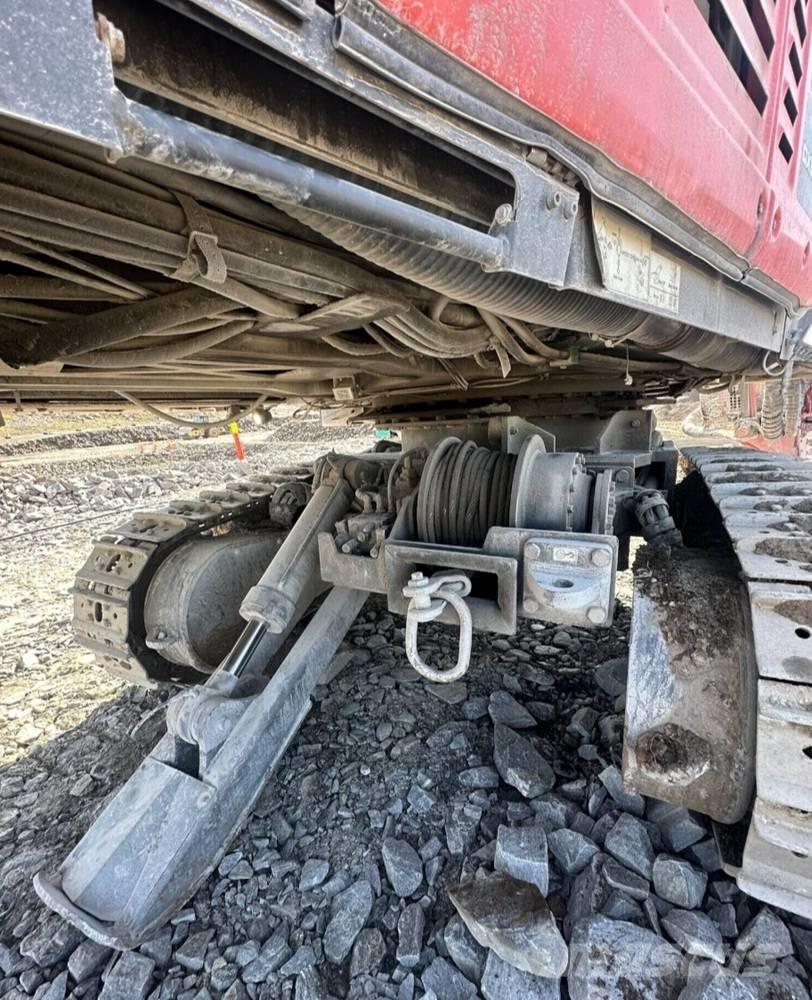 Sandvik DX800i 钻孔机
