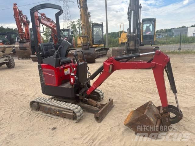 Bobcat E 10 小型挖掘机
