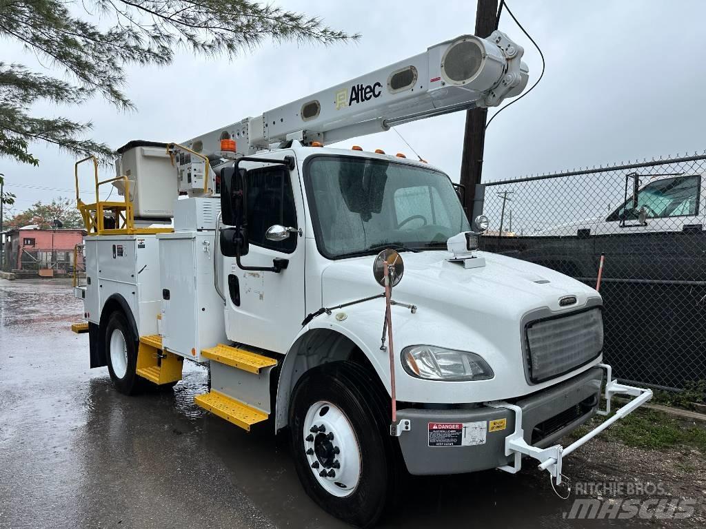 Freightliner M2 车载式高空作业车