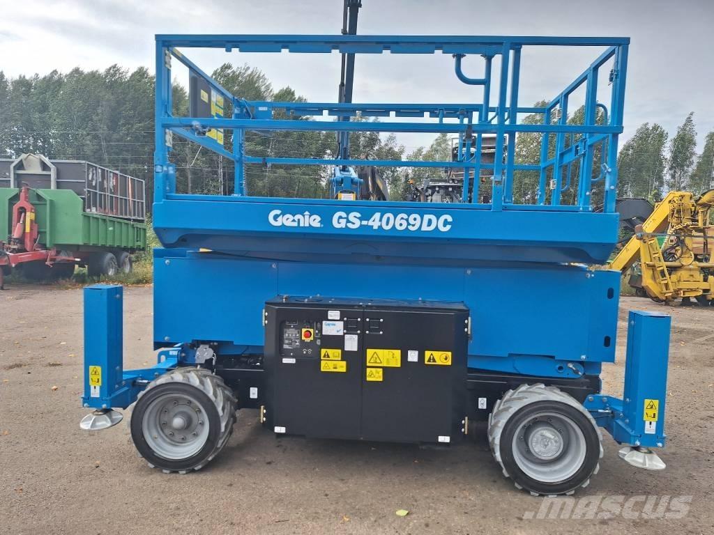 Genie GS-4069 DC 剪叉式升降机