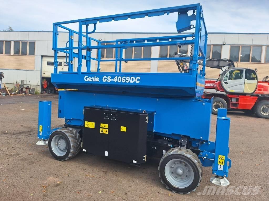 Genie GS-4069 DC 剪叉式升降机