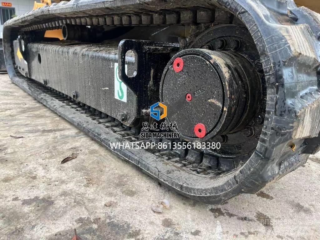 CAT 303.5 E CR 小型挖掘机