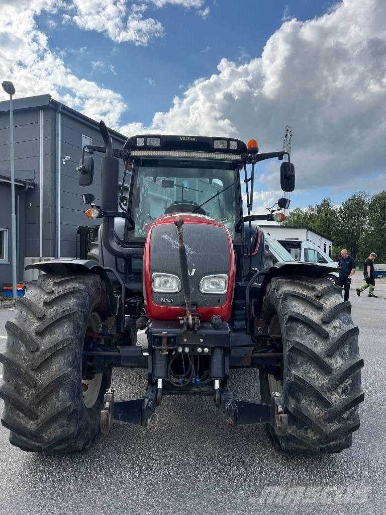 Valtra N 141 拖拉机/农用车