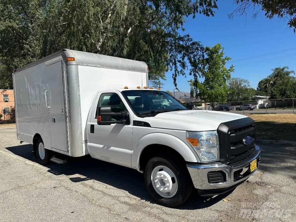 Ford F 350 皮卡车