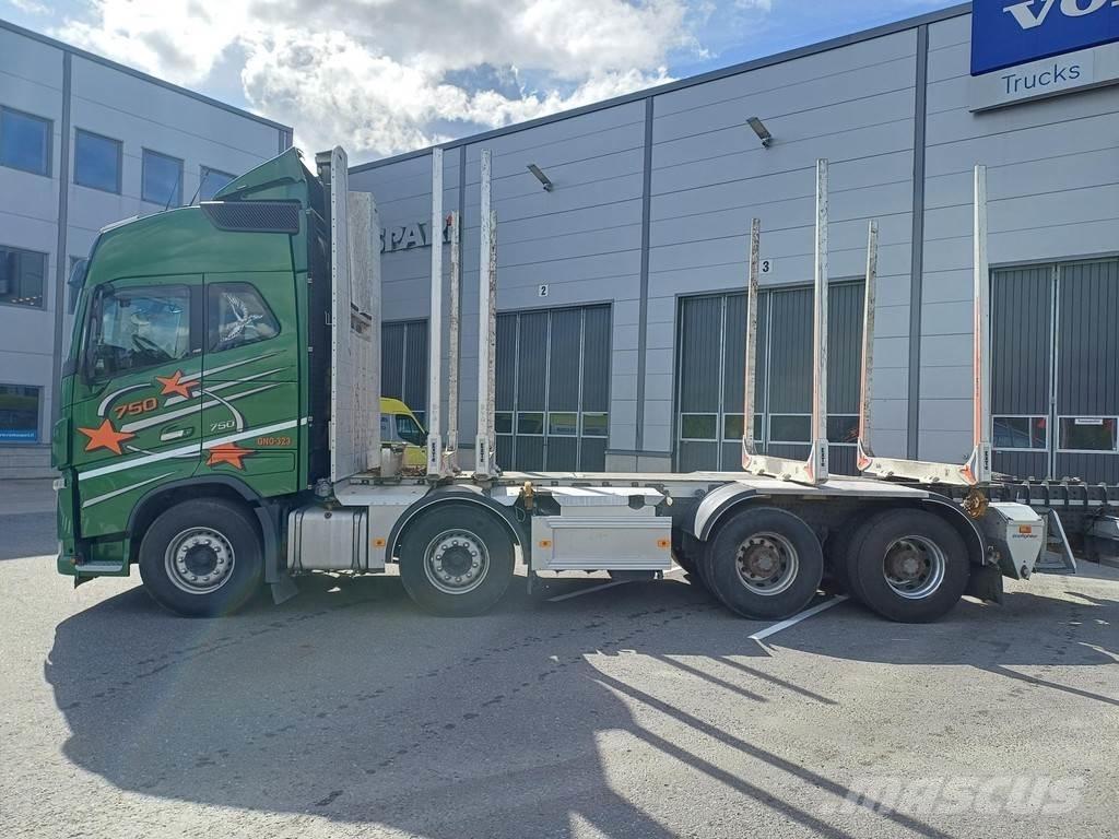 Volvo FH 木材运输车