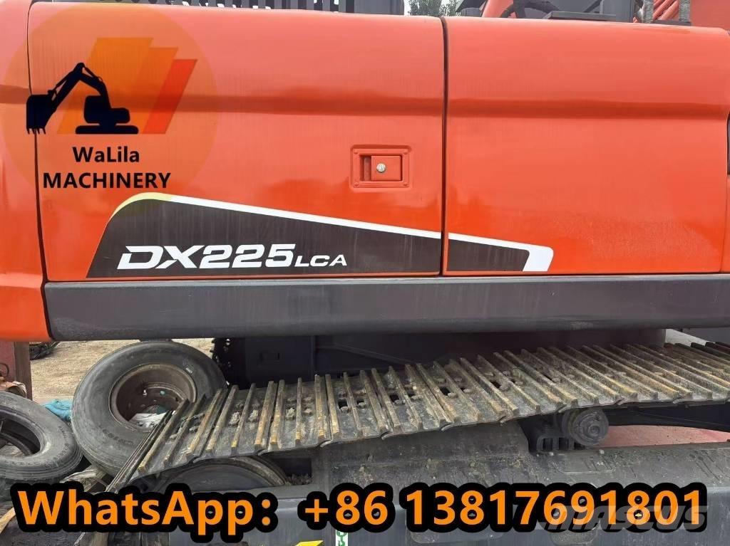 Doosan DX 225 履带挖掘机