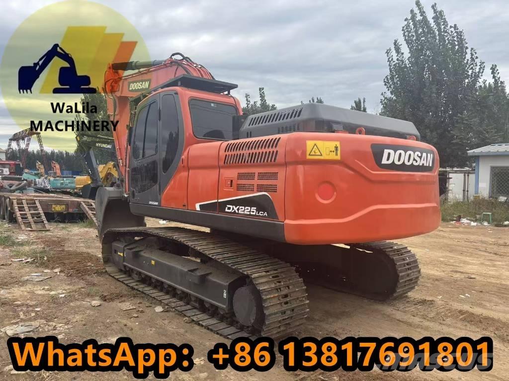 Doosan DX 225 履带挖掘机