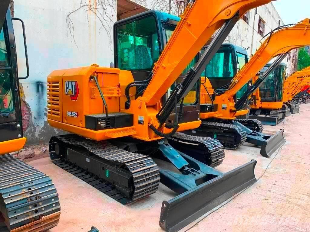 Carter 305.5E2 履带挖掘机