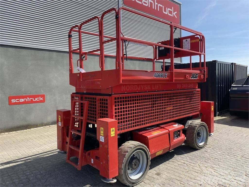 JLG 4069ERT 剪叉式升降机