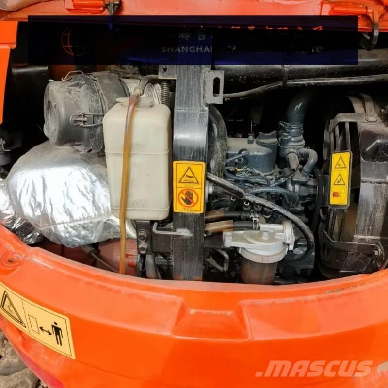 Kubota U 20 小型挖掘机