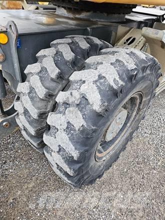 Liebherr A 916 轮式挖掘机