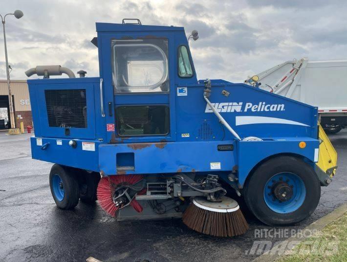 Elgin Pelican P 道路清扫车