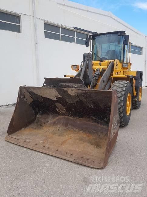 Volvo L90C 轮式装载机