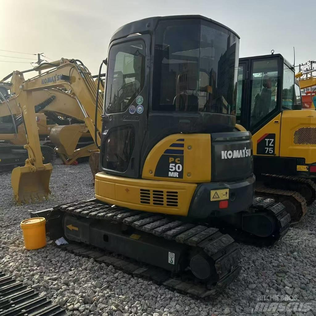 Komatsu 50-2 履带挖掘机