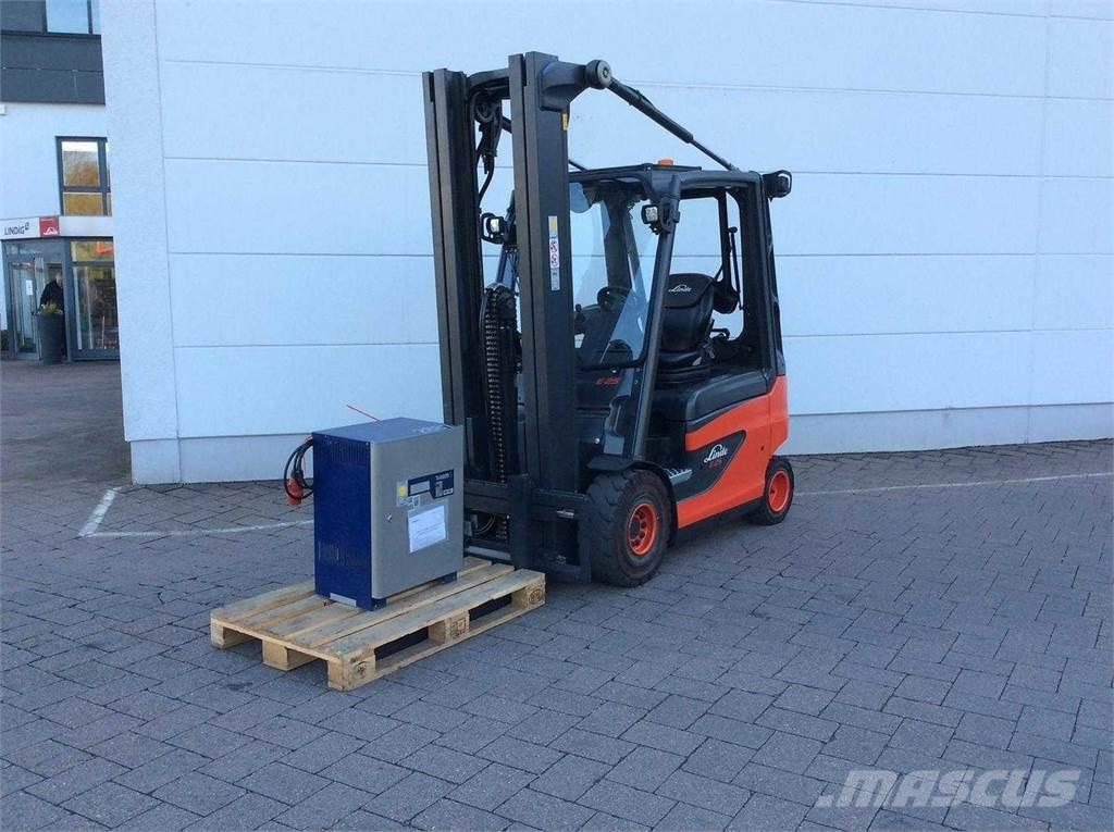Linde E25 电动叉车