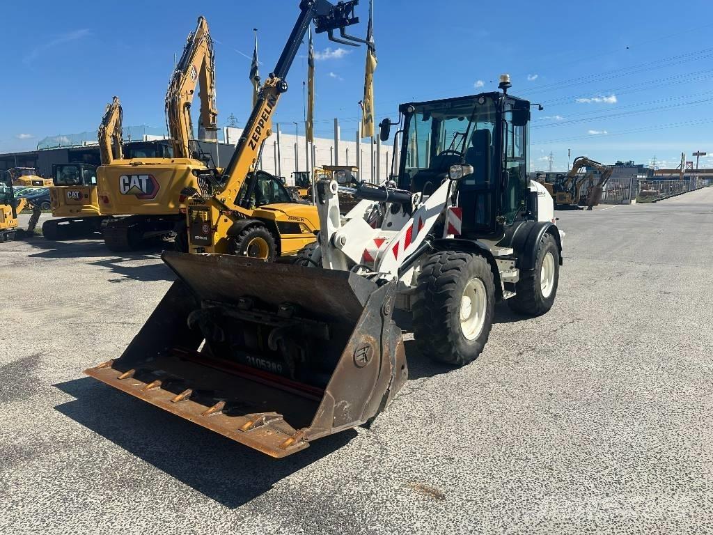 CAT 908 M 轮式装载机