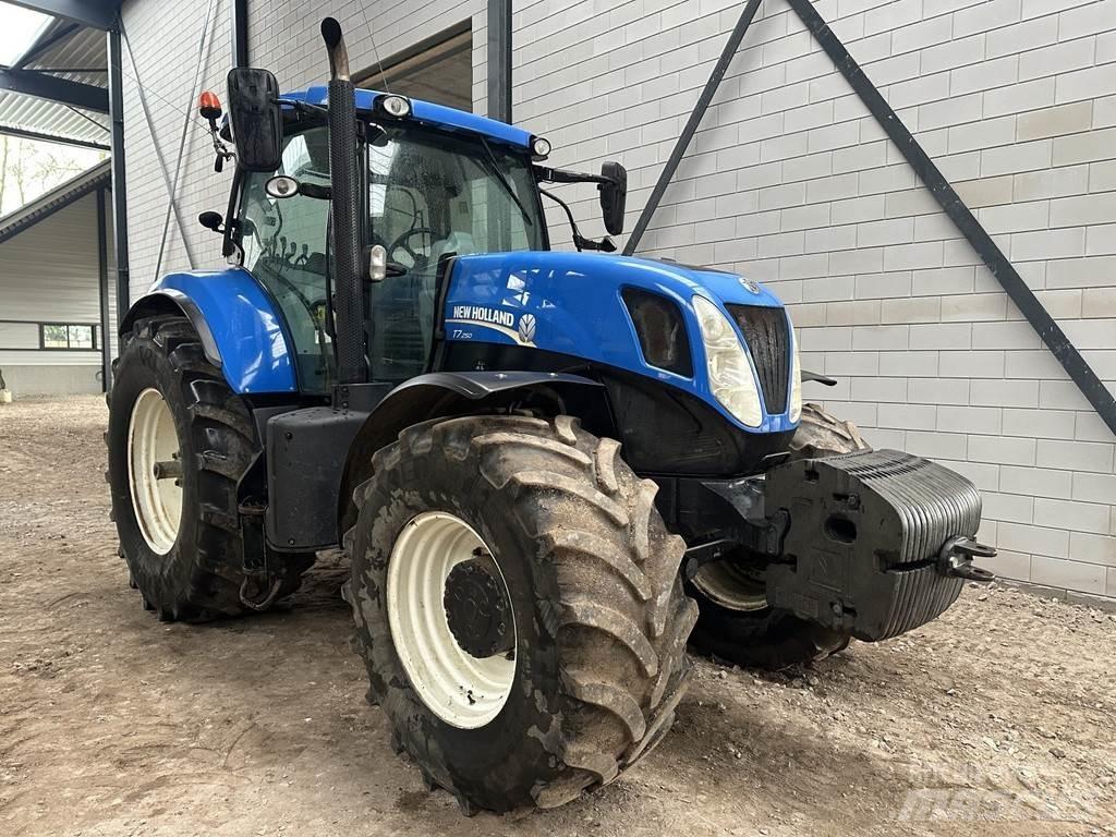 New Holland T7.250 拖拉机/农用车