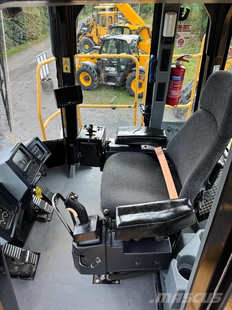 CAT 988 H 轮式装载机