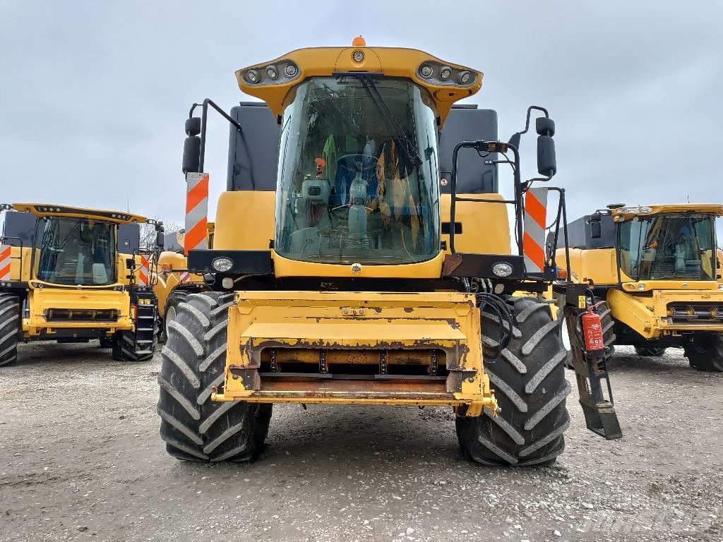 New Holland CX 6090 联合收割机
