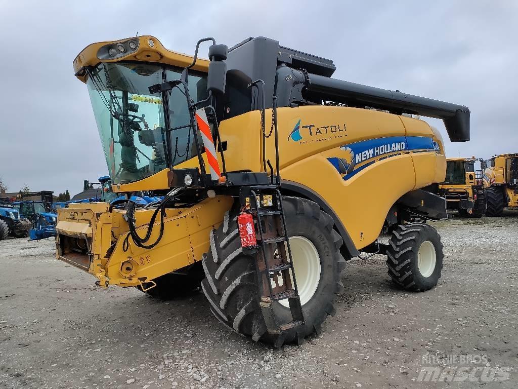 New Holland CX 6090 联合收割机