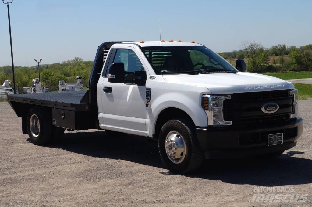 Ford F 350 XL SD 平板栏板货车