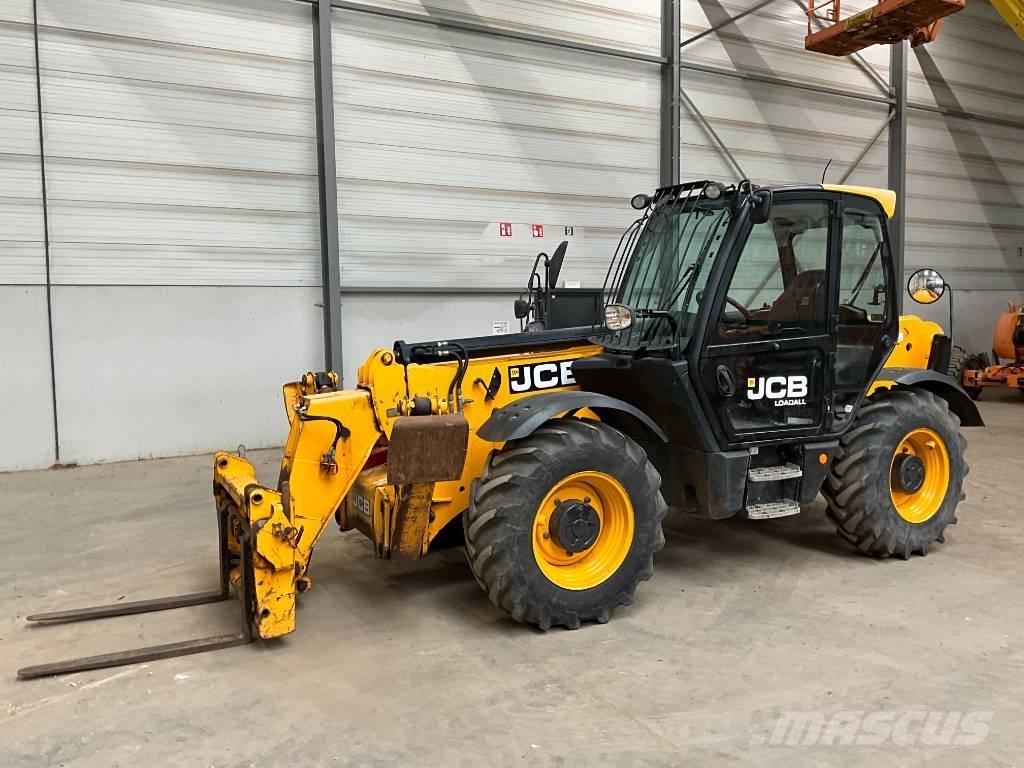 JCB 535-125 伸缩臂叉装车|叉装车