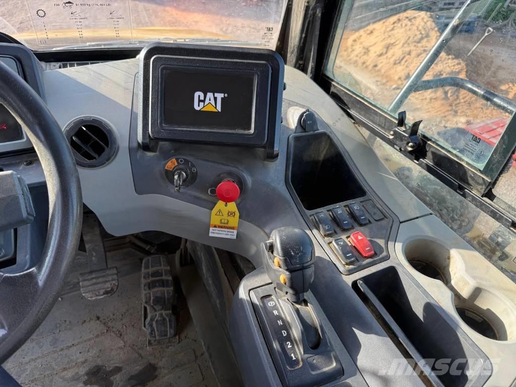 CAT 730 铰接式自卸车