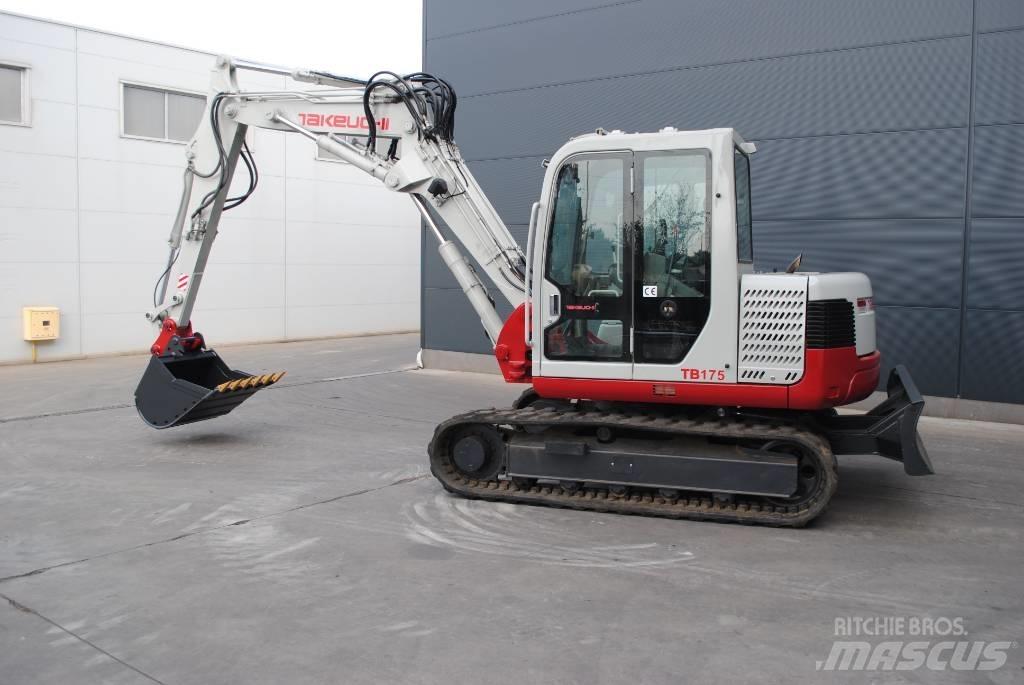 Takeuchi TB175 小型挖掘机