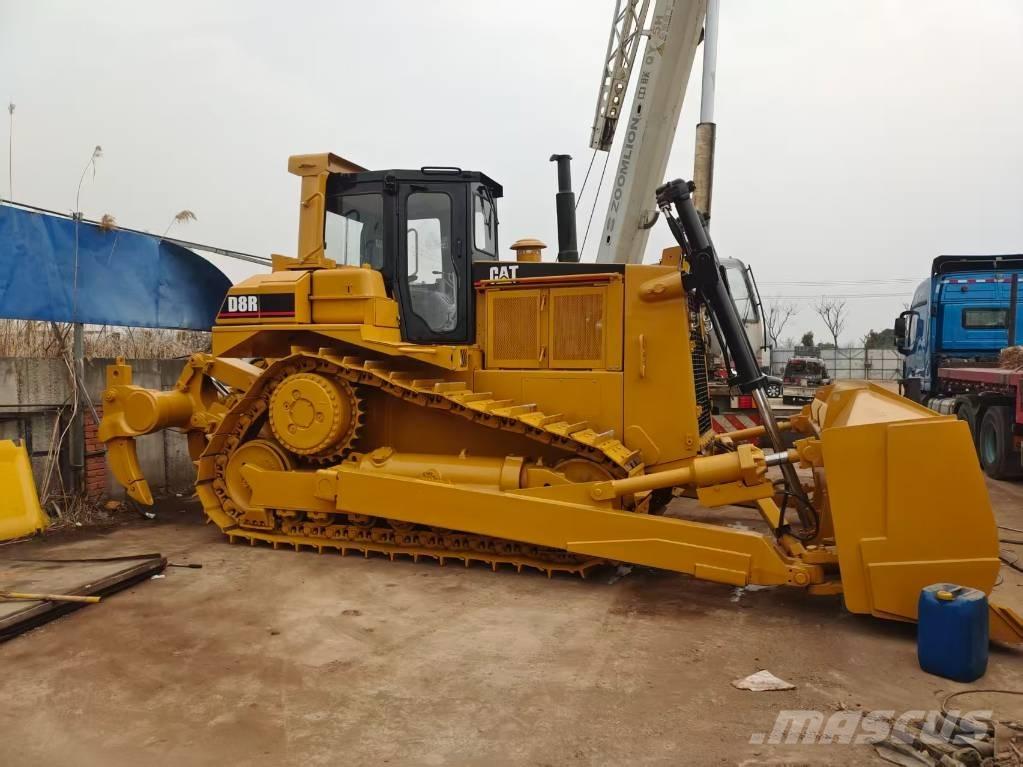 CAT D8 履带式推土机