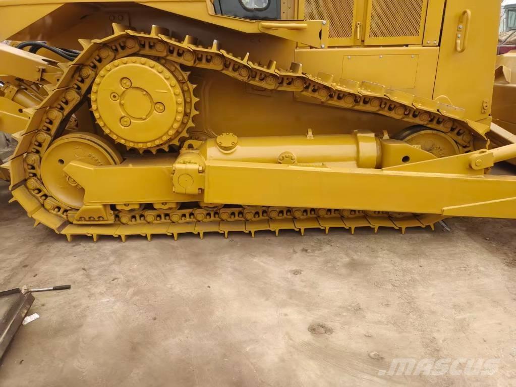 CAT D8 履带式推土机
