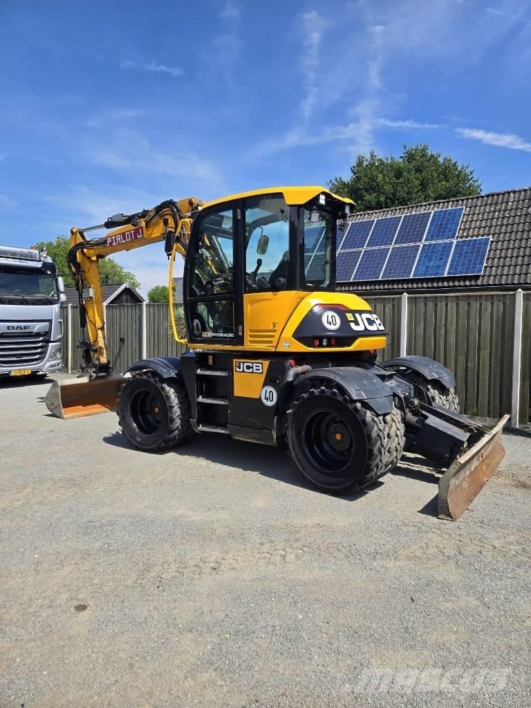 JCB 110 W 轮式挖掘机