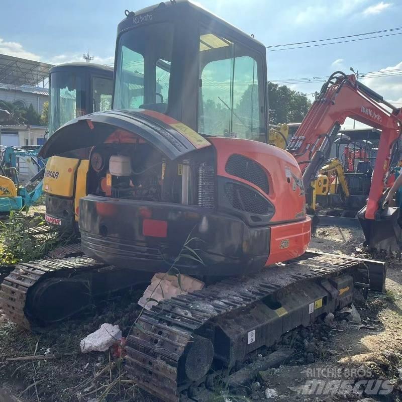 Kubota U 40 小型挖掘机